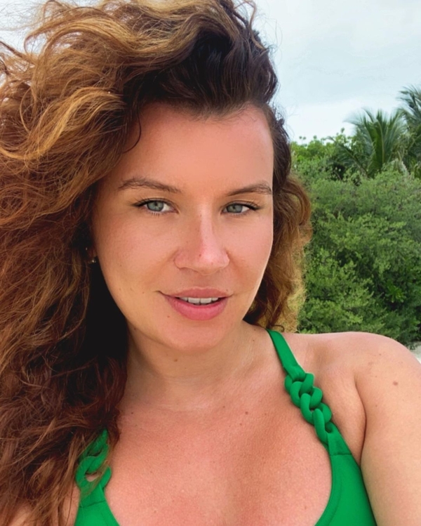 «Моя мечта»: жена Монатика умилила Сеть совместными снимками