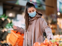 Передается ли коронавирус через продукты питания: ответ ученых