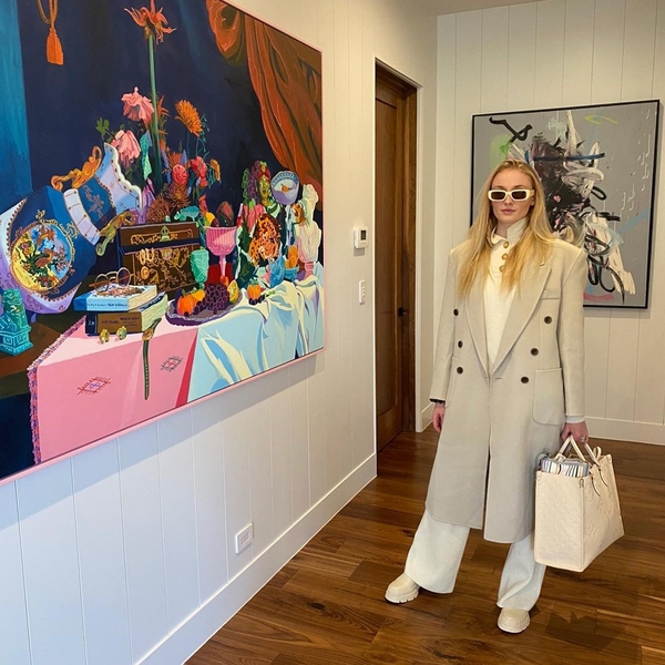 Джо Джонас показал забавное фото Софи Тернер в честь ее 25-летия