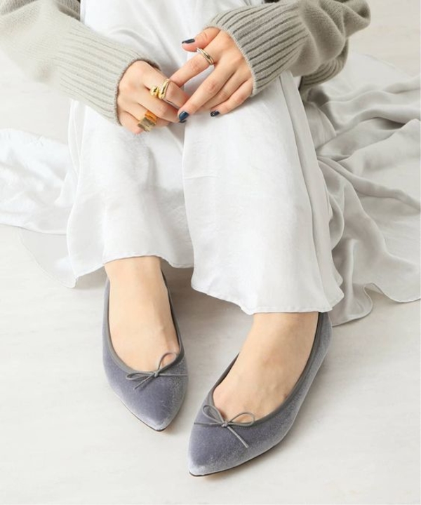 Они вернулись: 7 самых модных пар балеток на весну