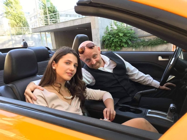 Анисия Стасевич: “Мы с моей героиней любим немного выводить окружающих странным поведением”