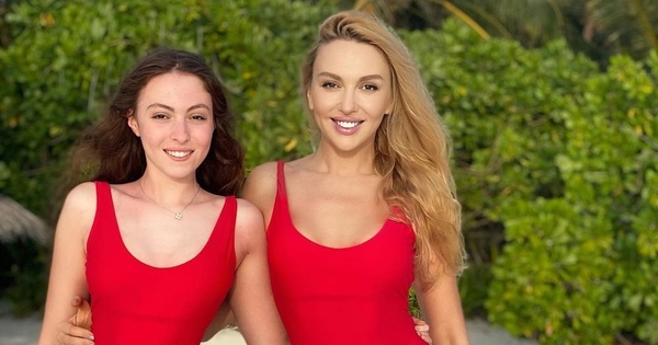 Оля Полякова показала, как поздравила дочь с 16-летием