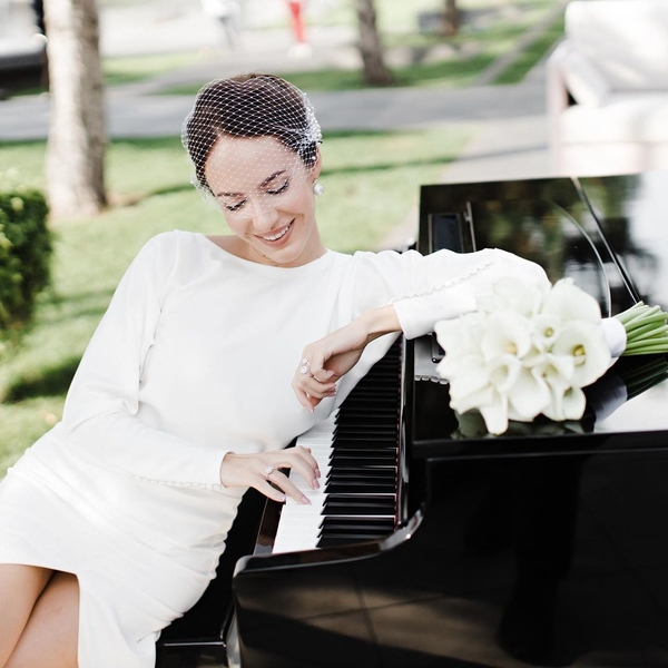 "Стыдно в таком то возрасте": Жена Остапчука раскрыла секрет своей красивой улыбки