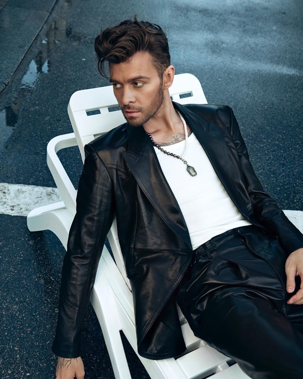 «Такая молодая и красивая»: Макс Барских показал, как выглядит его мама