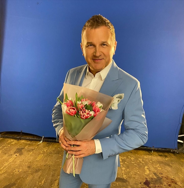 50-летний Юрий Горбунов кардинально сменил имидж ради молодой жены