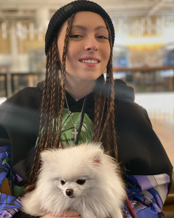 16-летнюю дочь Поляковой экстренно госпитализировали