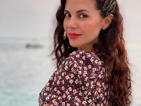 Простой и быстрый ужин: Настя Каменских показала, чем кормит мужа