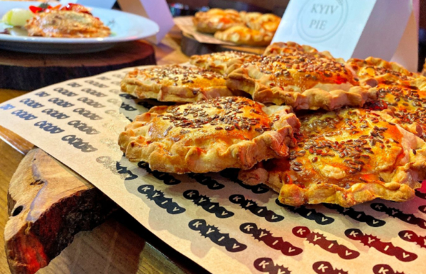 «Kyiv Pie»: в Киеве презентовали пирог для гурманов