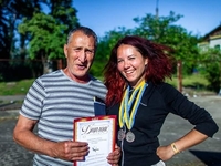 Женщины и ножи: верь, учись, люби