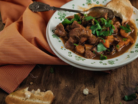 Ирландский шик: говядина тушеная в Гиннессе