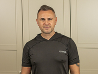 Відомий шеф-кухар пообіцяв показати напівоголене фото