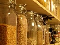 Как правильно хранить продукты, чтобы они не испортились?