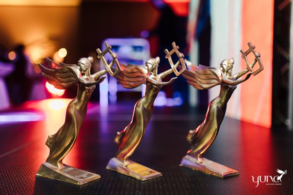 Новые подробности: церемония YUNA 2021 переносится из-за локдауна