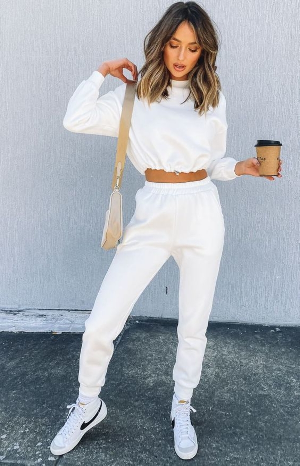 ТОП-5 самых модных и трендовых спортивных костюмов 2021