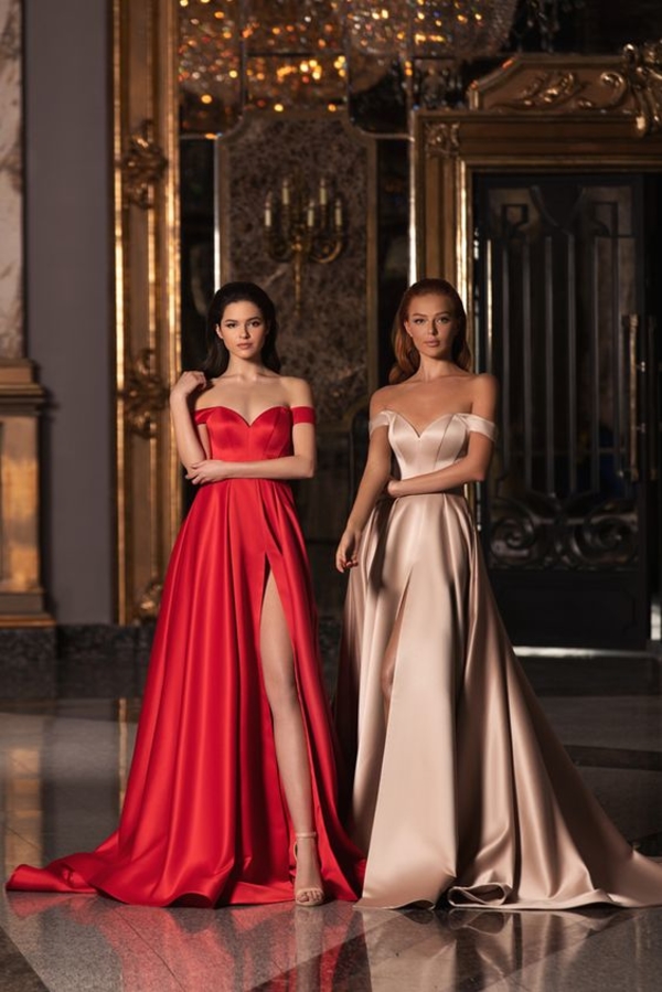 Самые модные и эффектные выпускные платья 2021