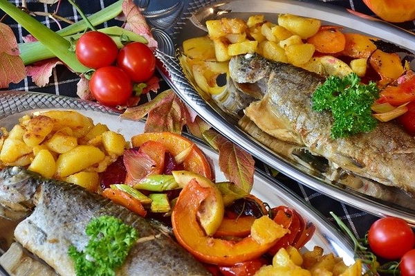 Рыба по-французски с картофелем в духовке