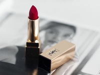 Какие оттенки помад будут в тренде этим летом?