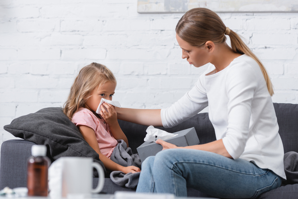 Как и чем лечить простуду у ребенка в 2-3 года?