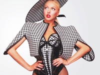 Оля Полякова призналась, что Меладзе предлагал ей интим