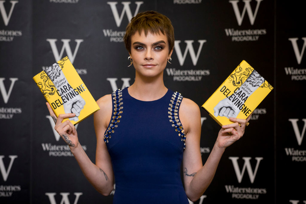 ТОП-15 украинских и зарубежных звезд, которые пишут книги