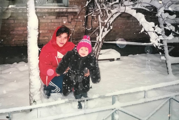 Мамы, с праздником: редакция Ivona поздравляет самых дорогих и любимых