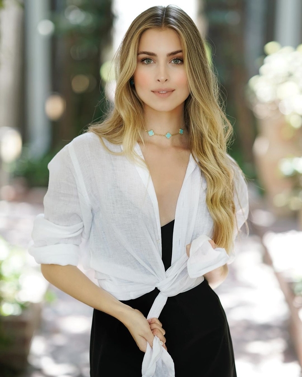 Внучка Софии Ротару похвасталась колье за 580 тысяч гривен