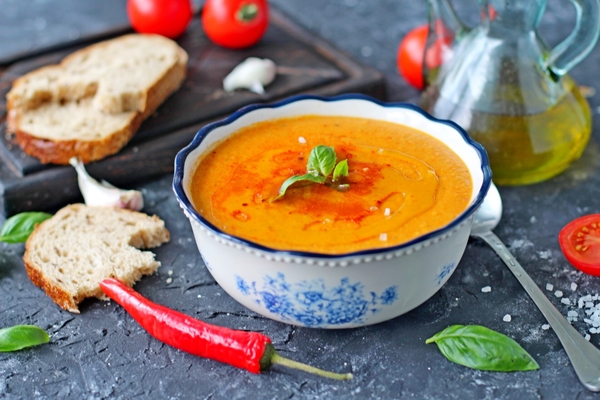 Рецепт: Мерджимек чорбасы - турецкий суп с красной чечевицей