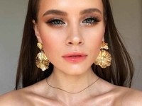 ТОП-5 лайфхаков в макияже, которые сделают глаза больше