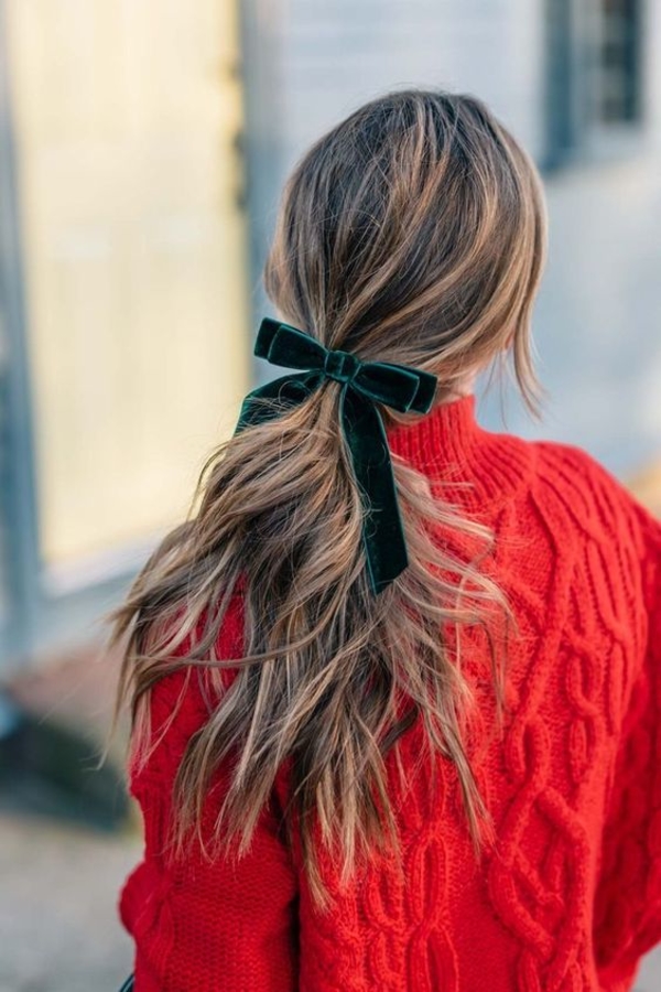 Модные и красивые прически на последний звонок 2021