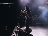 Полякова, MONATIK, DOROFEEVA и другие: в Киеве стартует сезон вечеринок на воде