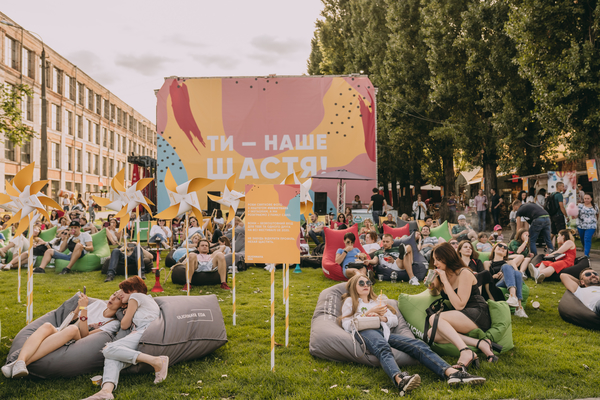 Первый фестиваль Ulichnaya eda в 2021: что есть и как развлекаться