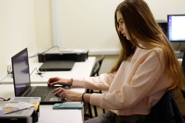 Вместо юрфака: ТОП-5 карьерных перспектив для украинских детей