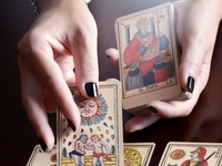 Таропрогноз на 18 июня: какой мужчина на пороге?