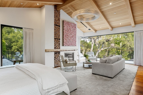 В Сети показали роскошный дом звезды «Игры престолов» Софи Тернер