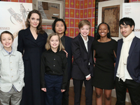 16-летняя дочь Джоли и Питта перенесла операцию