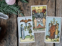 Таропрогноз на 25 июня 2021 года: как достичь финансового успеха?