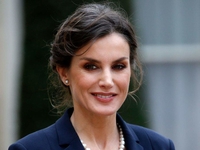 Королева в красном: невероятный образ Летиции