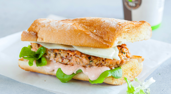 Вкуснейший рыбный бургер для пикника