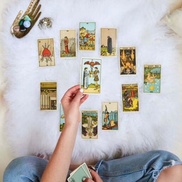 Таропрогноз на 29 июня 2021: устройте себе праздник