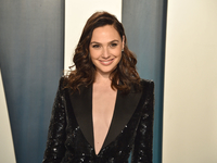 Звезда «Чудо-женщины» Галь Гадот родила третью дочь