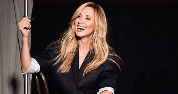 Лара Фабиан показала редкие фото с мужем-иллюзионистом