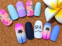 Модный пляжный маникюр 2021: ТОП-30 самых красивых идей