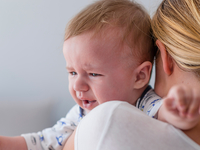 Эффективное устранение колик и запоров у детей с помощью диетотерапии