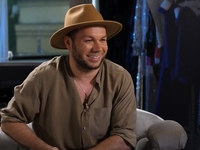 Андре Тан рассказал, почему ненавидит обувь Prada и назвал “золотые формулы” стиля