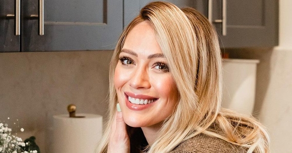 Хилари Дафф поделилась снимками домашних родов