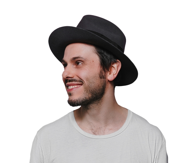 Музыка. Речка. Любовь: романтический сольник SunSay в Киеве