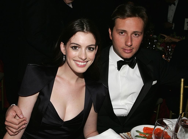 Экс-жених Энн Хэтэвэй рассекретил, почему она внезапно разорвала помолвку