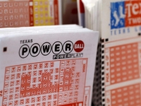 Украинцы могут официально побороться за джекпот в 186 миллионов долларов. Узнайте, как это сделать