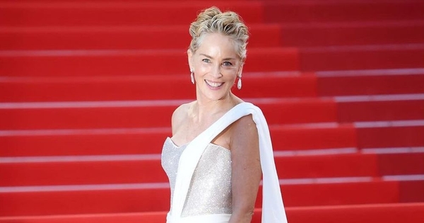 Шерон Стоун может потерять работу: названа причина