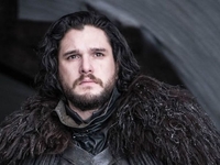 Кит Харингтон рассказал о проблемах с психикой и алкоголем